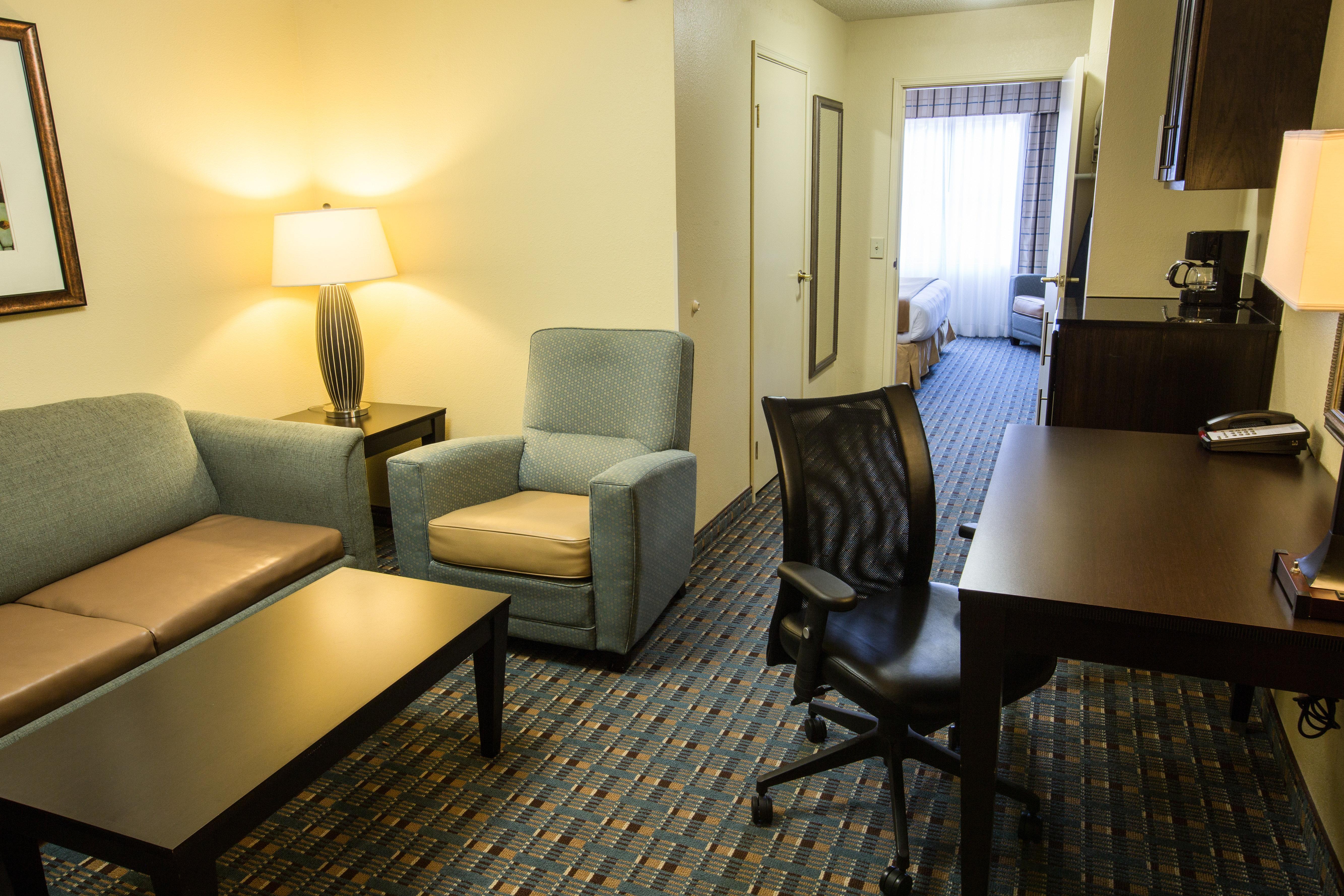 Holiday Inn Express Alpharetta - Roswell By Ihg Екстериор снимка