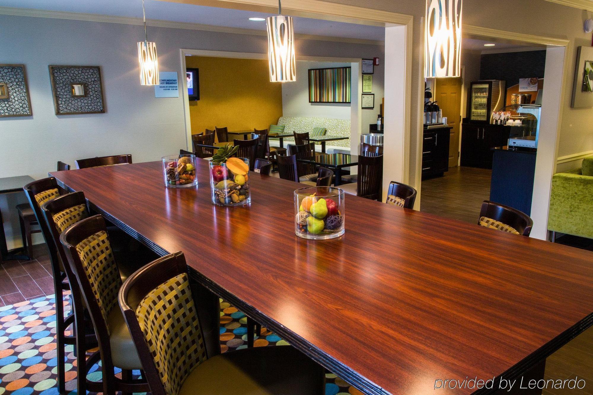 Holiday Inn Express Alpharetta - Roswell By Ihg Екстериор снимка