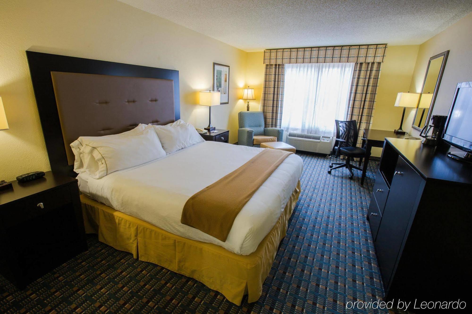 Holiday Inn Express Alpharetta - Roswell By Ihg Екстериор снимка