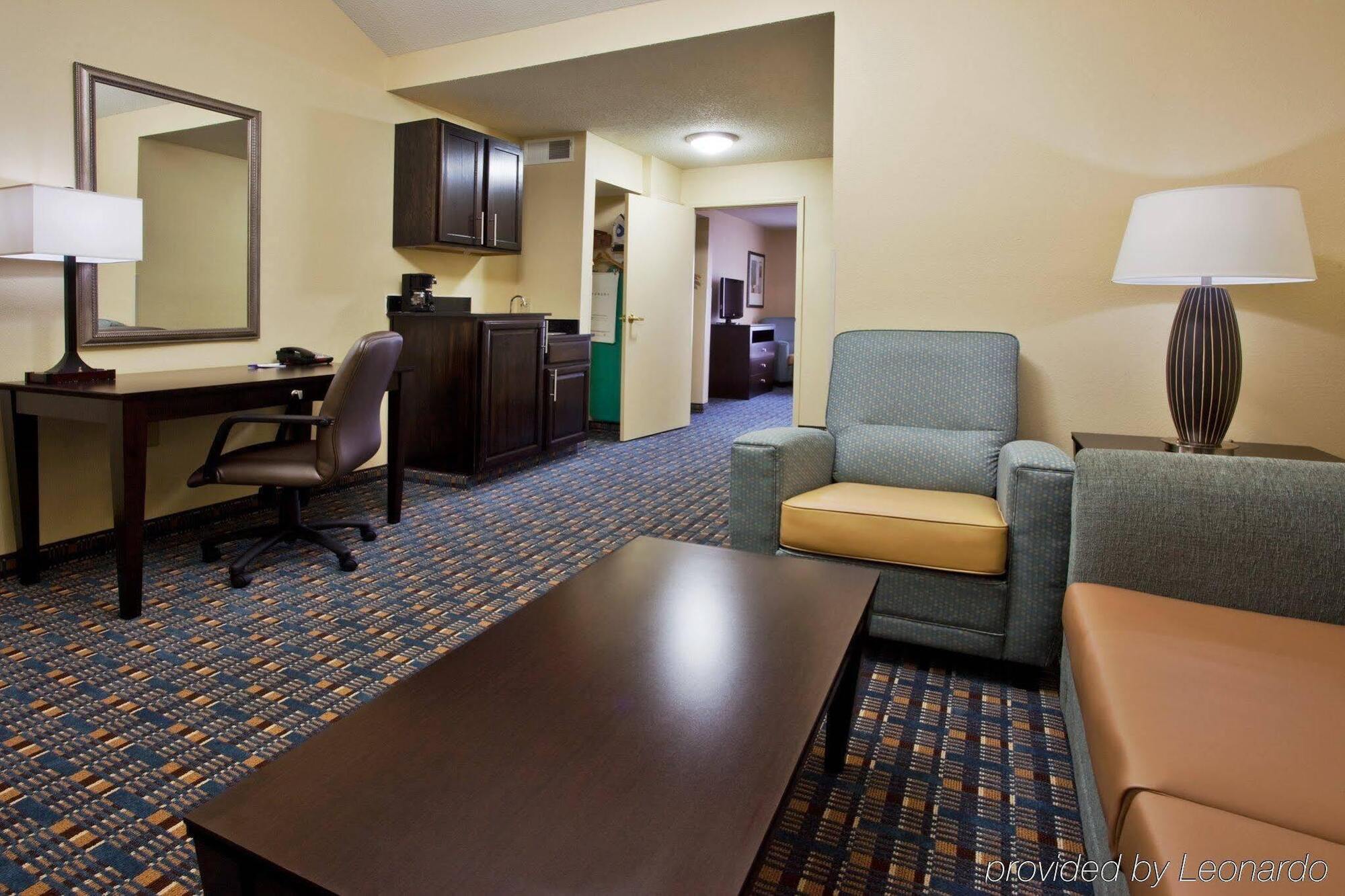 Holiday Inn Express Alpharetta - Roswell By Ihg Екстериор снимка